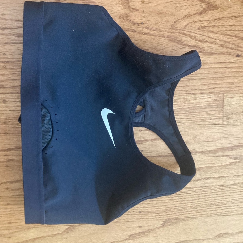 Nike Black and White Athletic Bra